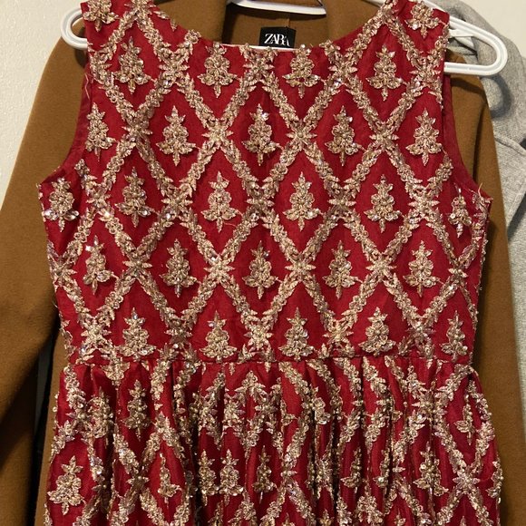 Pakistani Designer Outfit - Gul-e-rana - Picture 3 of 6